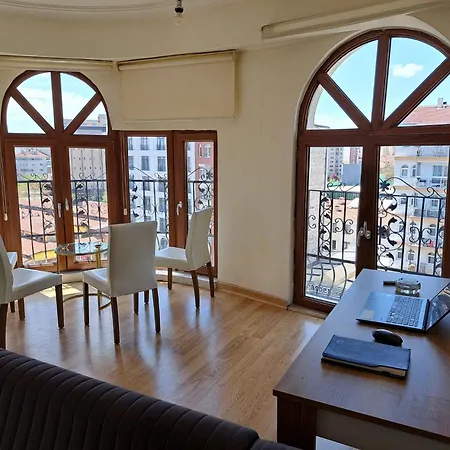 Spark Apartment *